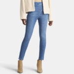 Time and Tru Womens High Rise Denim Jeggings