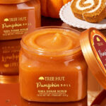 Tree Hut Pumpkin Roll Body Scrub