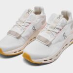 Womens On Cloudnova Running Shoes