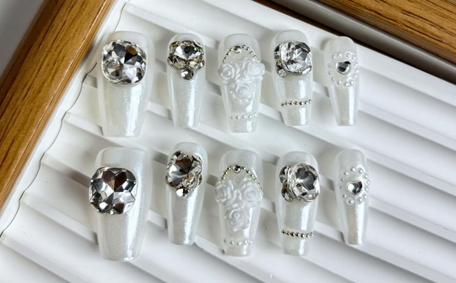 Yabonica 10 Piece Handmade Press On Nails Yabonica 10 Piece Handmade Press On Nails